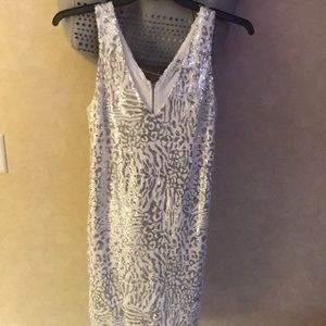 It’s a brand new dress I never wear it